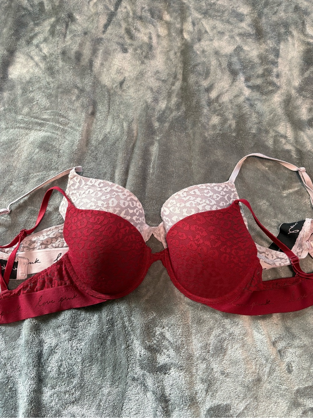 PINK Victoria's Secret Red red light purple: Lace Molded Bra